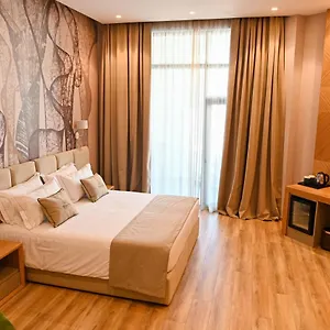 White Hill Hotel, & Conferences Durres